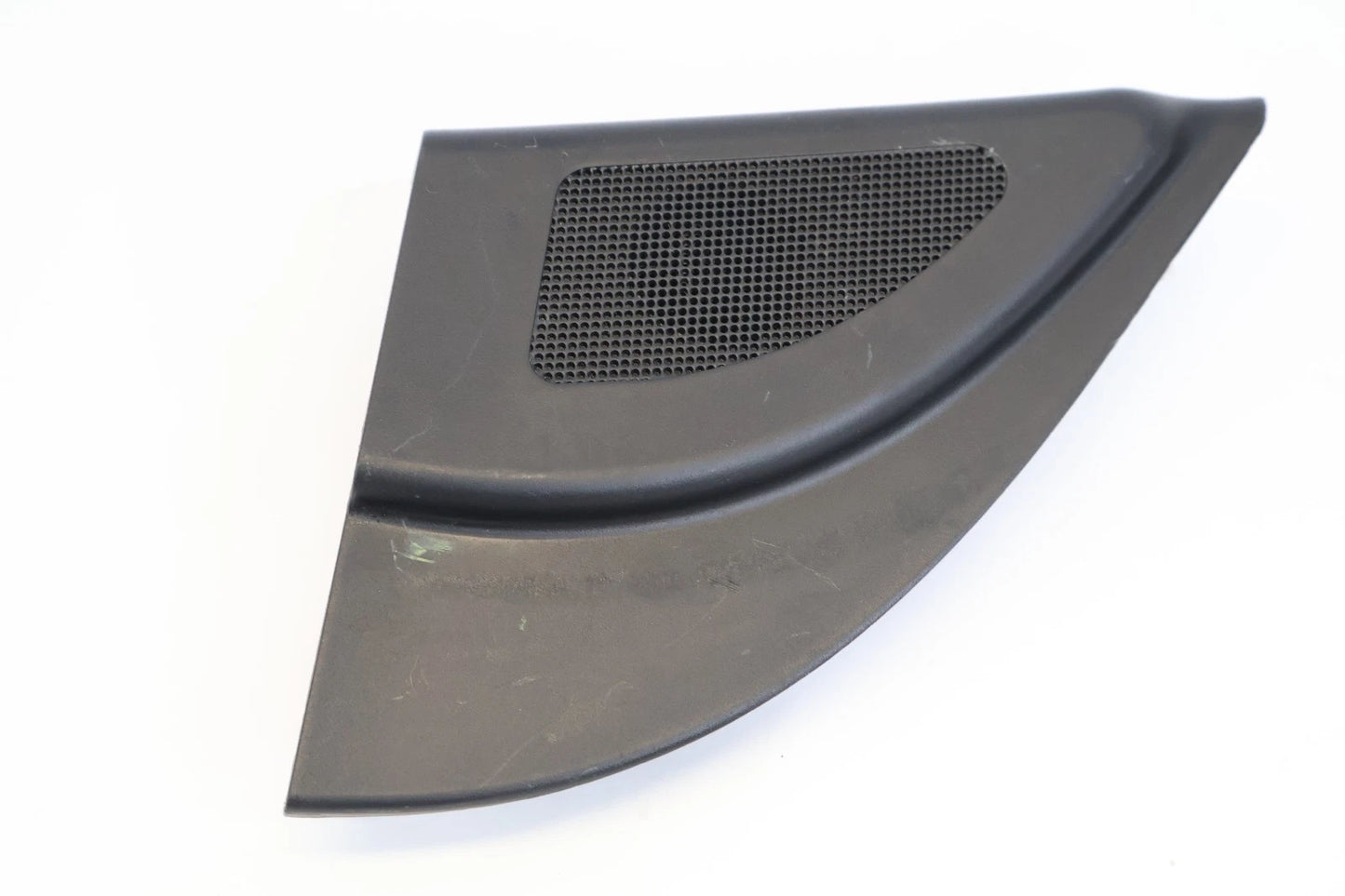 12-17 HYUNDAI ACCENT FRONT LH DOOR INNER CORNER COVER TRIM PANEL 876501R020 OEM