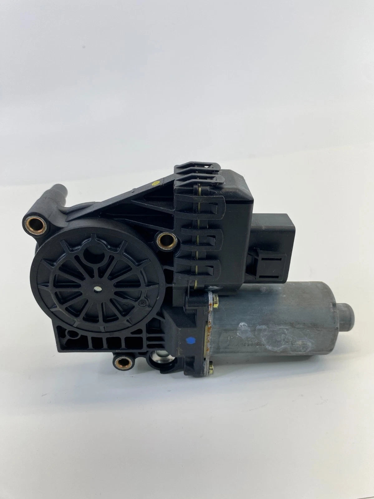 1998-2004 AUDI A6 QUATTRO REAR RIGHT SIDE DOOR POWER WINDOW MOTOR 0130821785 OEM