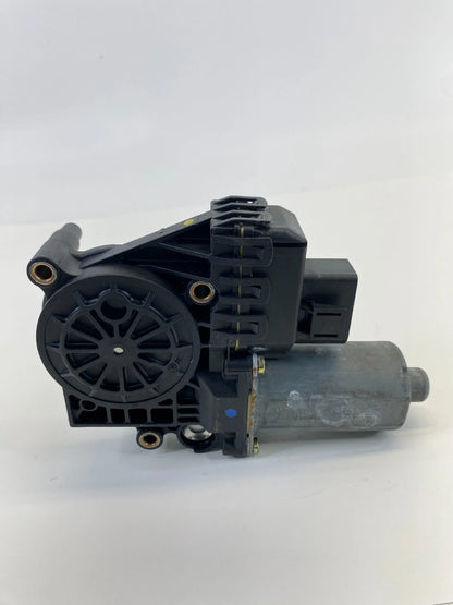 1998-2004 AUDI A6 QUATTRO REAR RIGHT SIDE DOOR POWER WINDOW MOTOR 0130821785 OEM