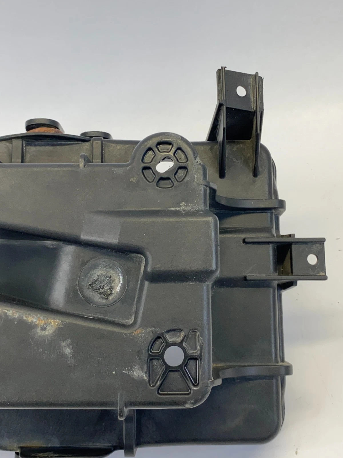 2001-2010 FORD ESCAPE BATTERY SUPPORT TRAY HOLDER ASSY YL84-10723-BD OEM