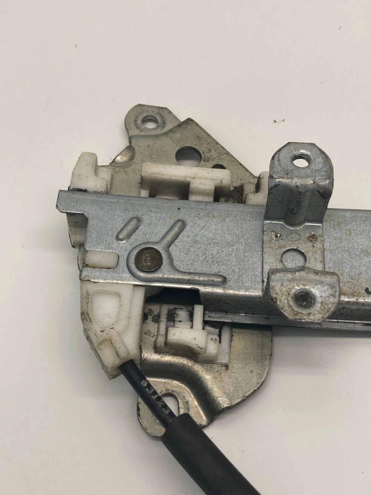 1998-2001 NISSAN ALTIMA FRONT RIGHT PASSENGER DOOR WINDOW REGULATOR & MOTOR OEM