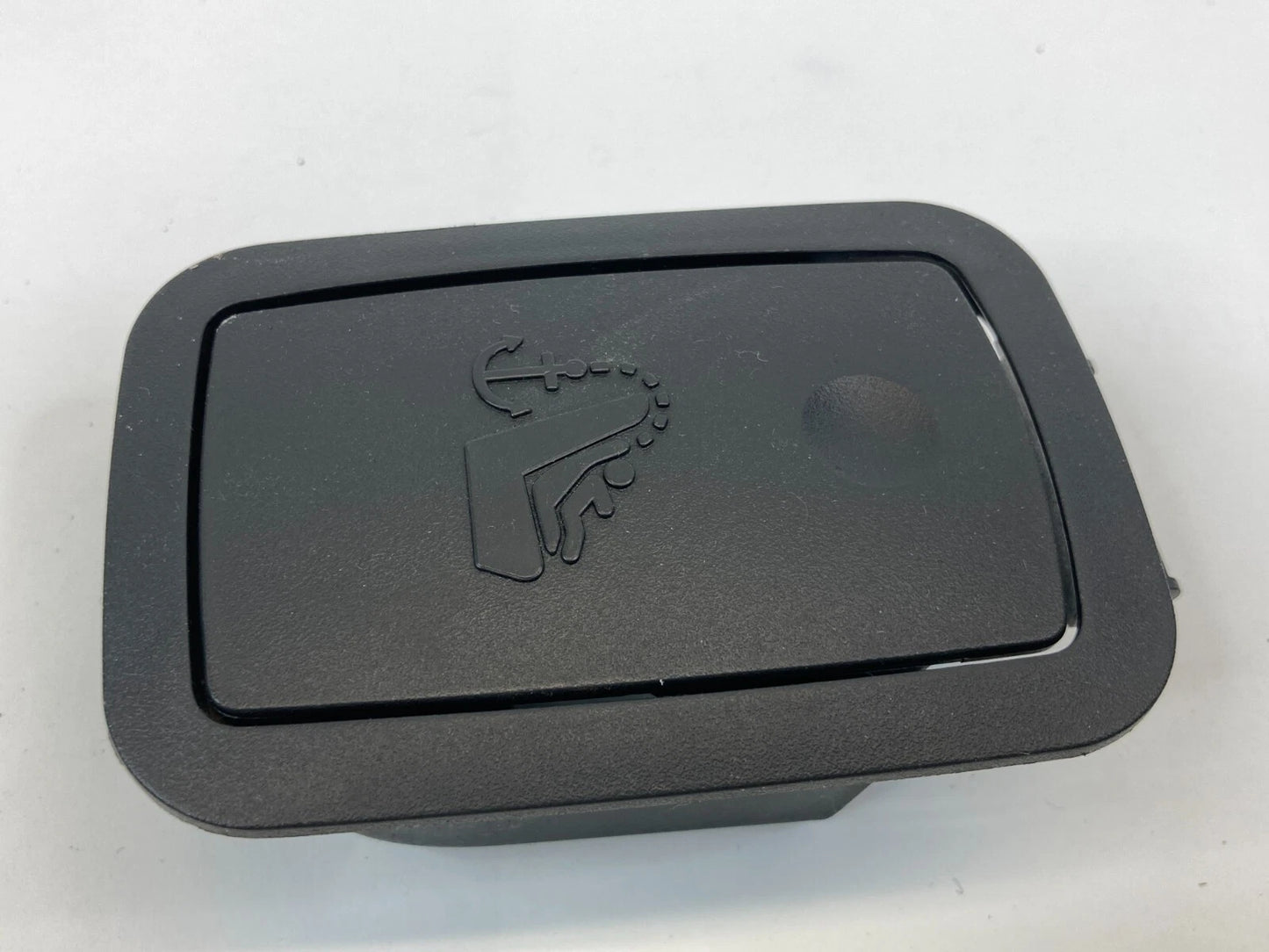 2011-2017 BUICK REGAL SEAT BRACKET ACCESS CHILD ANCHOR HOLE TRIM COVER 15795997