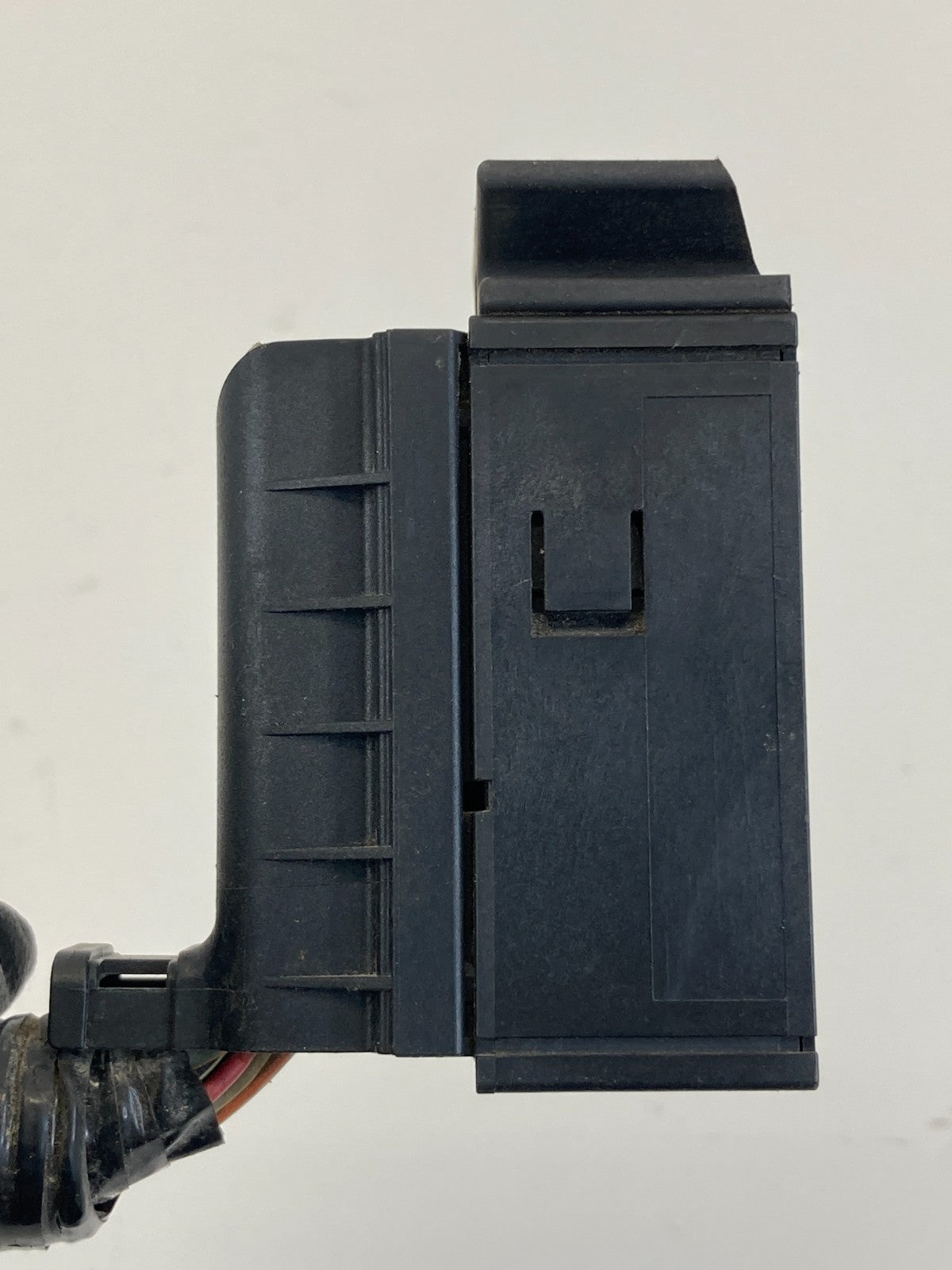 1998-2000 Lincoln Town Car 4.6L V8 ABS Pump Anti Lock Brake Connector Plug