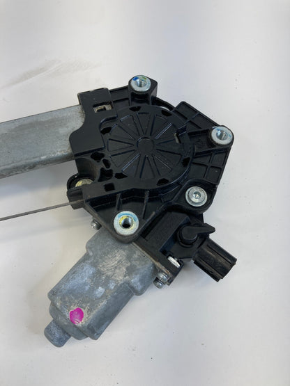 11-17 Honda Odyssey Right Sliding Door Window Regulator & Motor 72710-TK8-A112