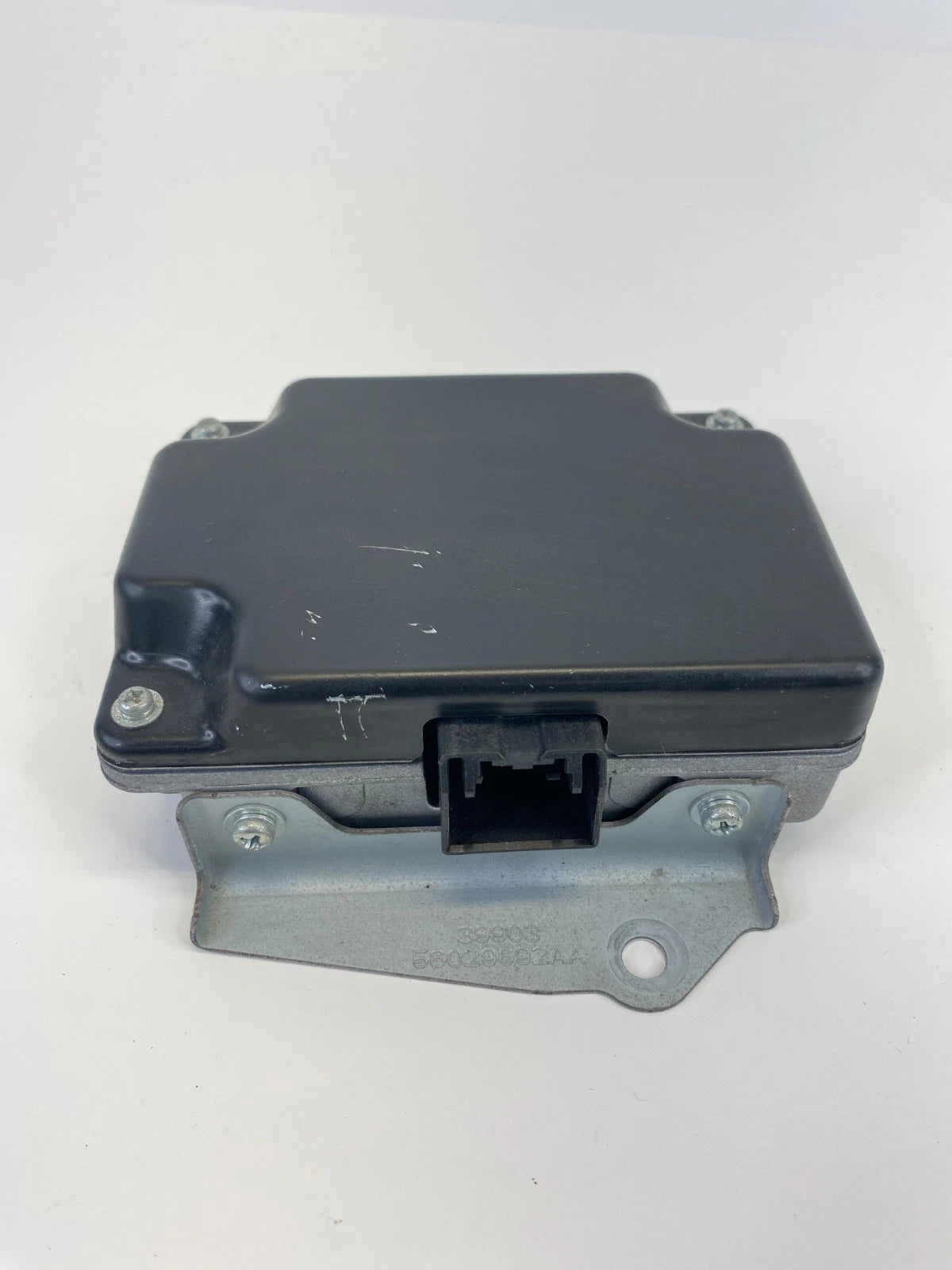 2013-2016 Chrysler Town & Country Power Inverter Converter Module 56029692AA