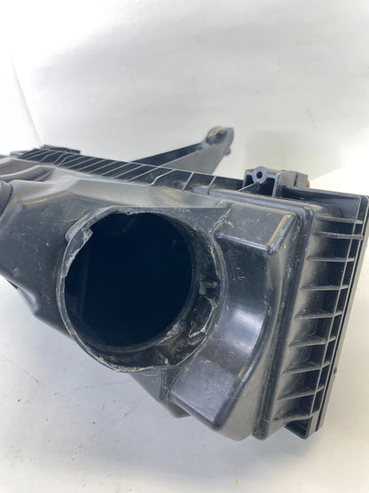 2007-2015 MINI COOPER 1.6L L4 M/T AIR INTAKE FILTER CLEANER BOX W / MAF SENSOR