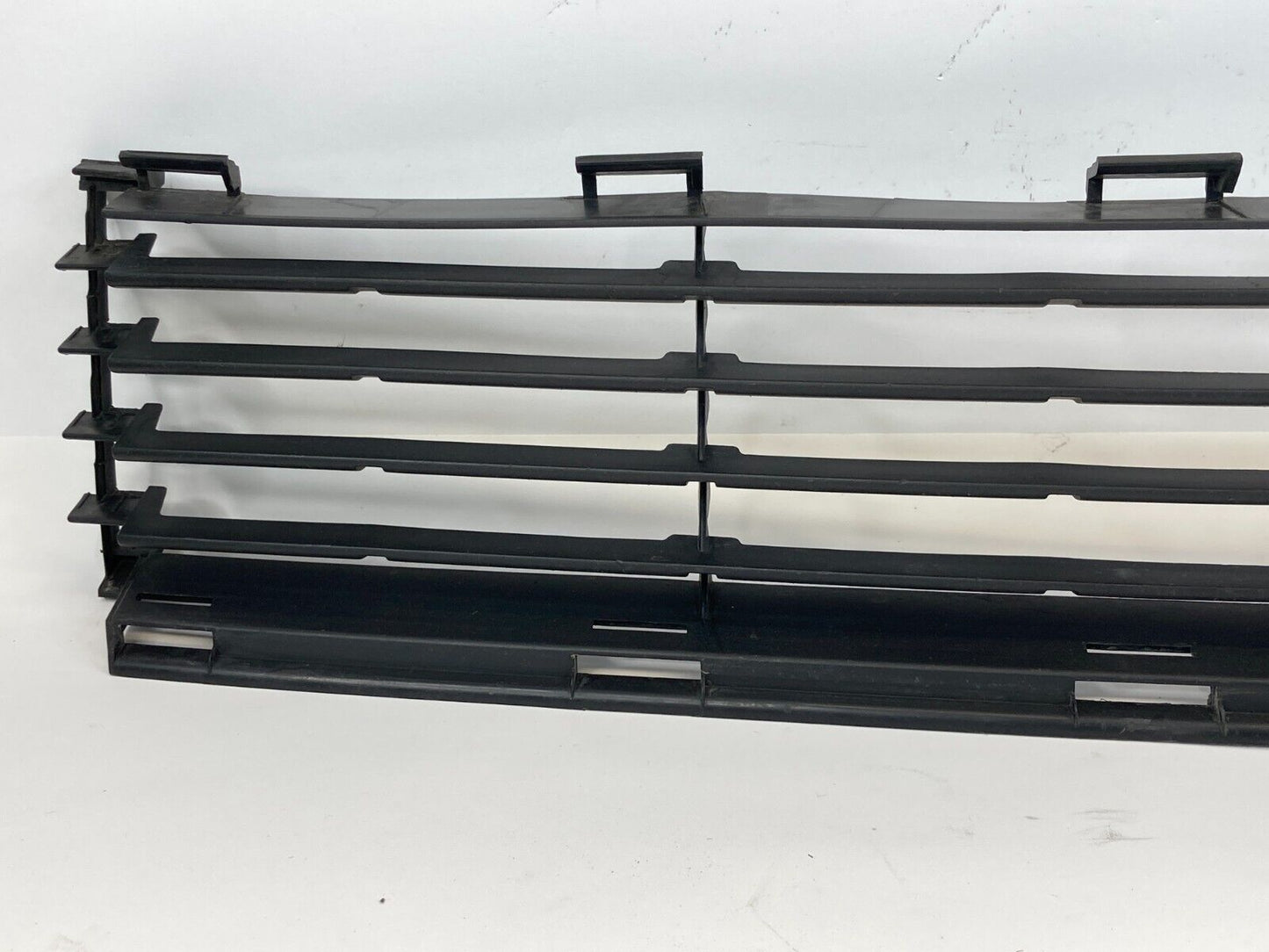 2004-2009 Toyota Prius 1.5L L4 Front Lower Bumper Grille Radiator Cover OEM