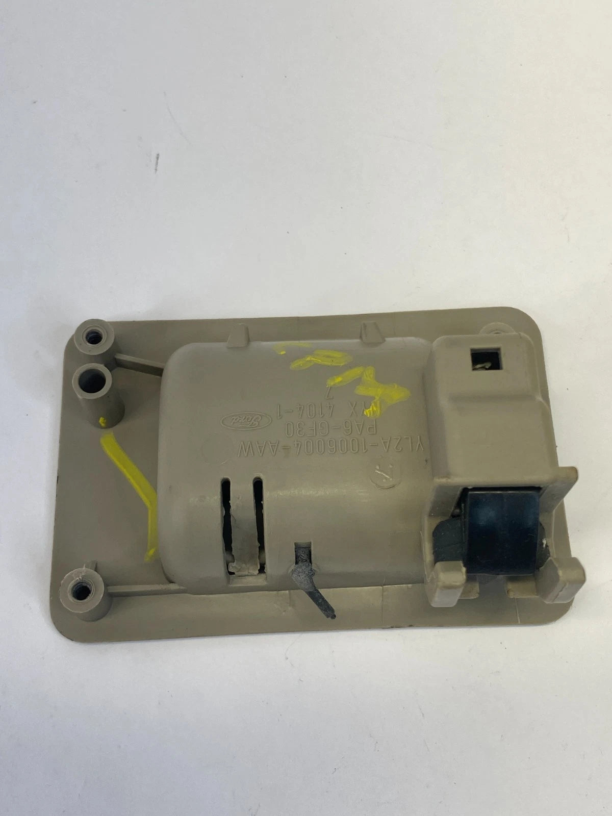 2008-2012 FORD ESCAPE GLOVE BOX LATCH DOOR HANDLE LOCK OEM YL2A-1006004-AAW