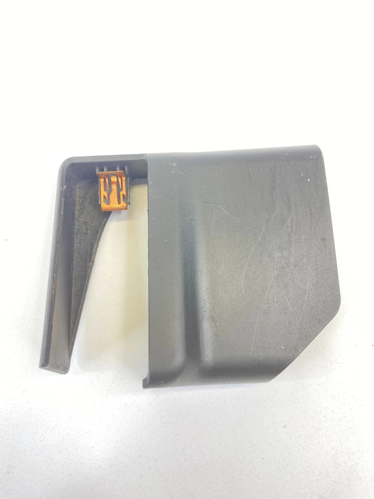 2006-2012 FORD FUSION REAR LEFT DRIVER SEAT OUTER FOOT COVER 6E53-54618D01-B OEM