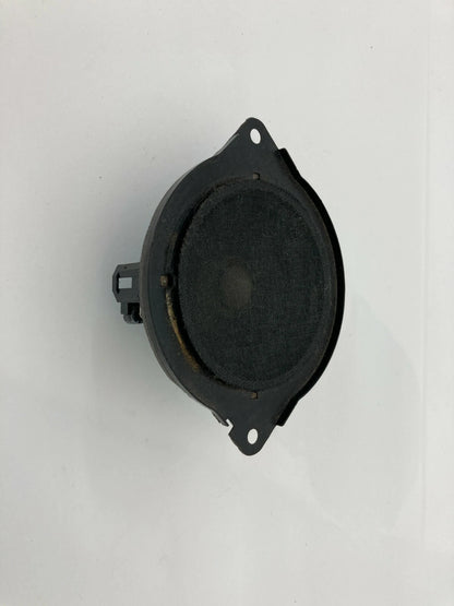 2008-2016 CHRYSLER TOWN & COUNTRY FRONT DASH SPEAKER TWEETER AUDIO 05059062AB