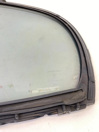 98-05 LEXUS GS300 RIGHT PASSENGER SIDE REAR DOOR VENT GLASS WINDOW 68188-30120
