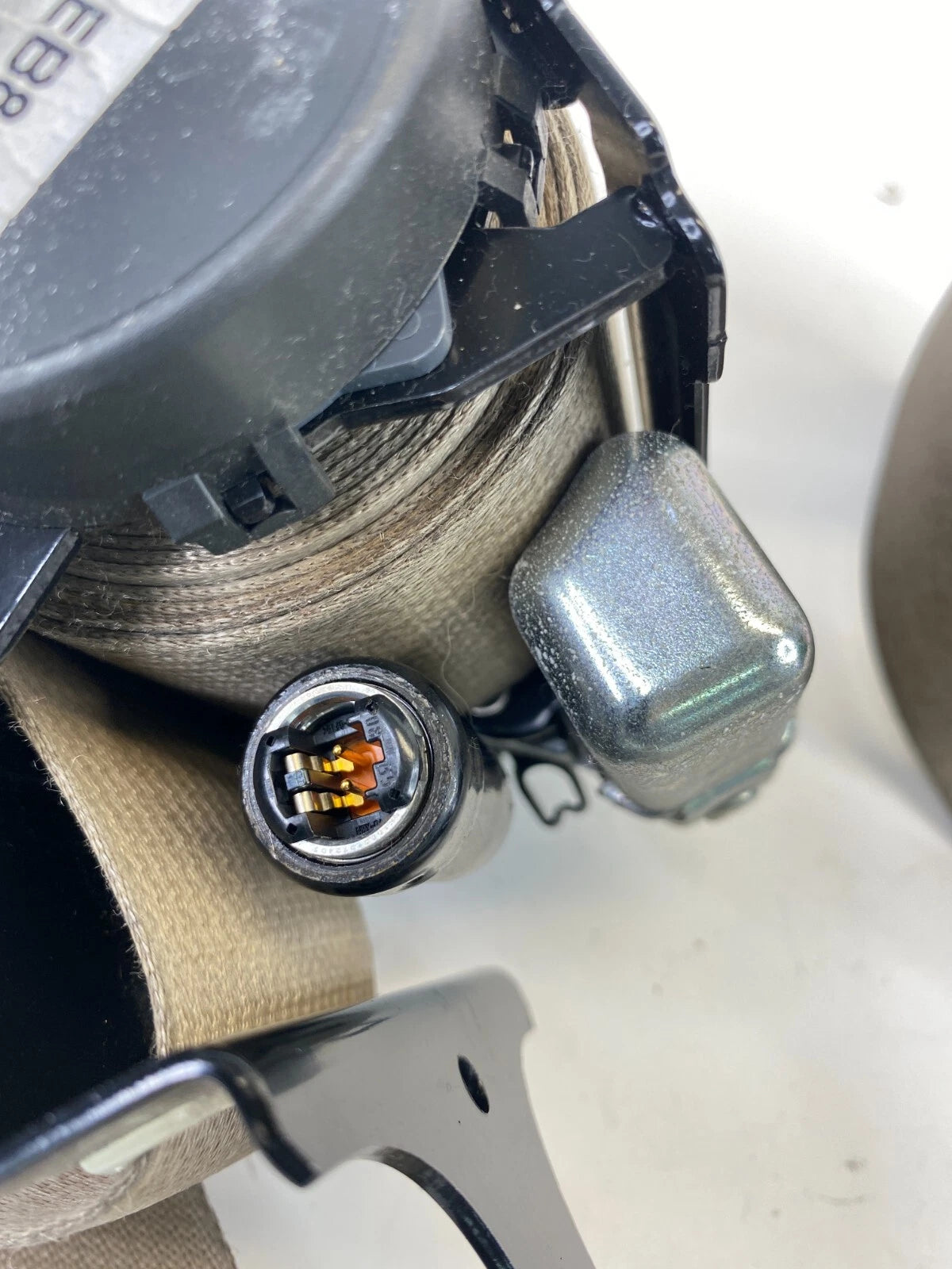 07-10 HYUNDAI ELANTRA SEDAN FRONT RIGHT PASSENGER SIDE SEAT BELT RETRACTOR OEM