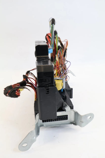 2010-2016 MERCEDES-BENZ E350 REAR FUSE BOX RELAY CONTROL MODULE 5DK01102325 OEM