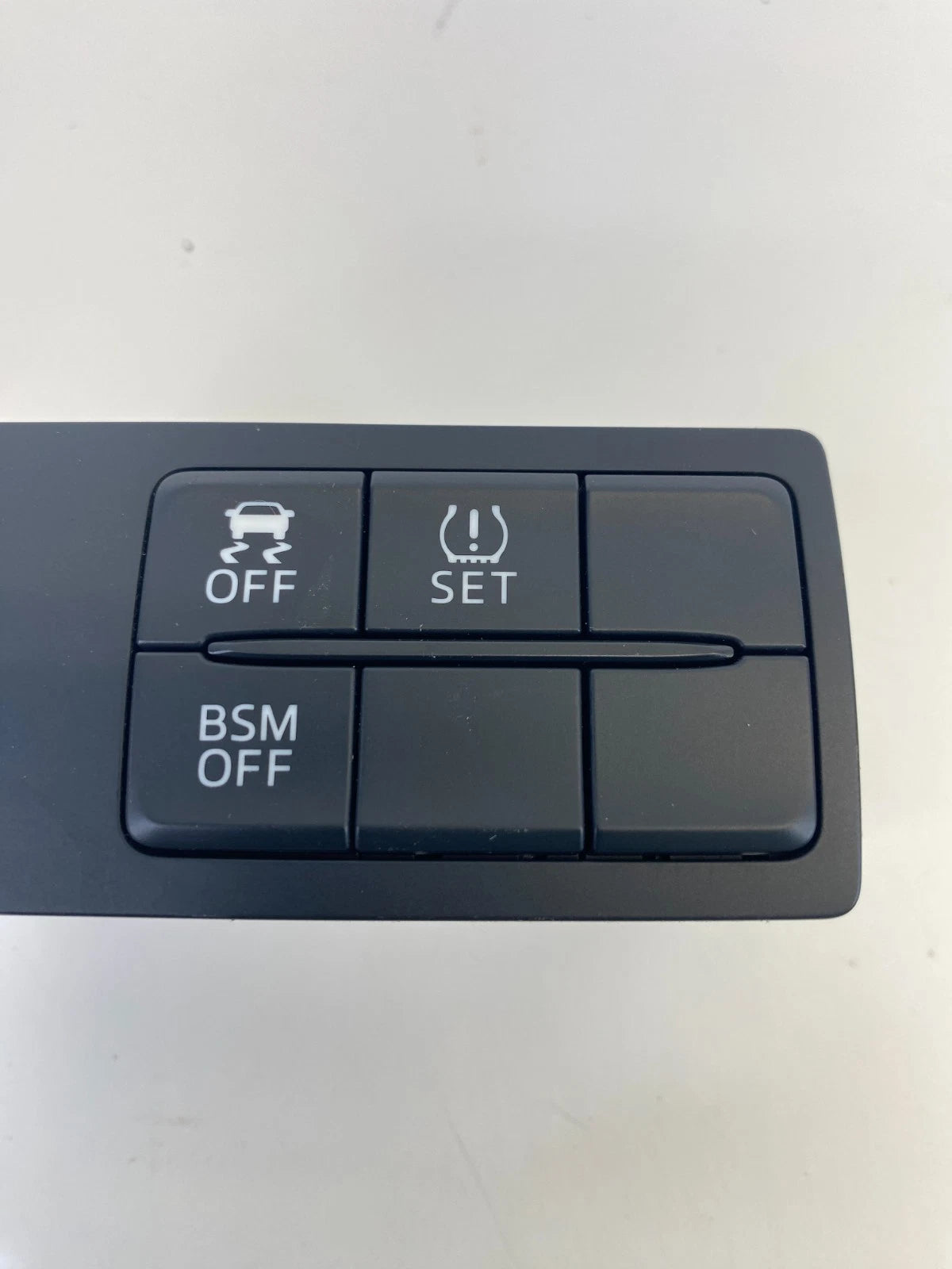 2014-2016 MAZDA 3 MAZDA3 BSM TIRE PRESSURE AND TRACTION CONTROL SWITCH ASSY OEM
