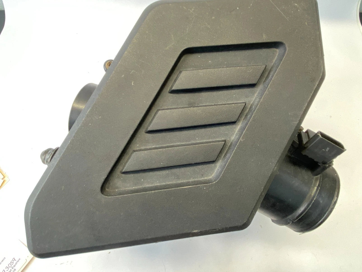2012-2017 CHEVROLET EQUINOX 2.4L INTAKE AIR FILTER CLEANER BOX HOUSING 23262742