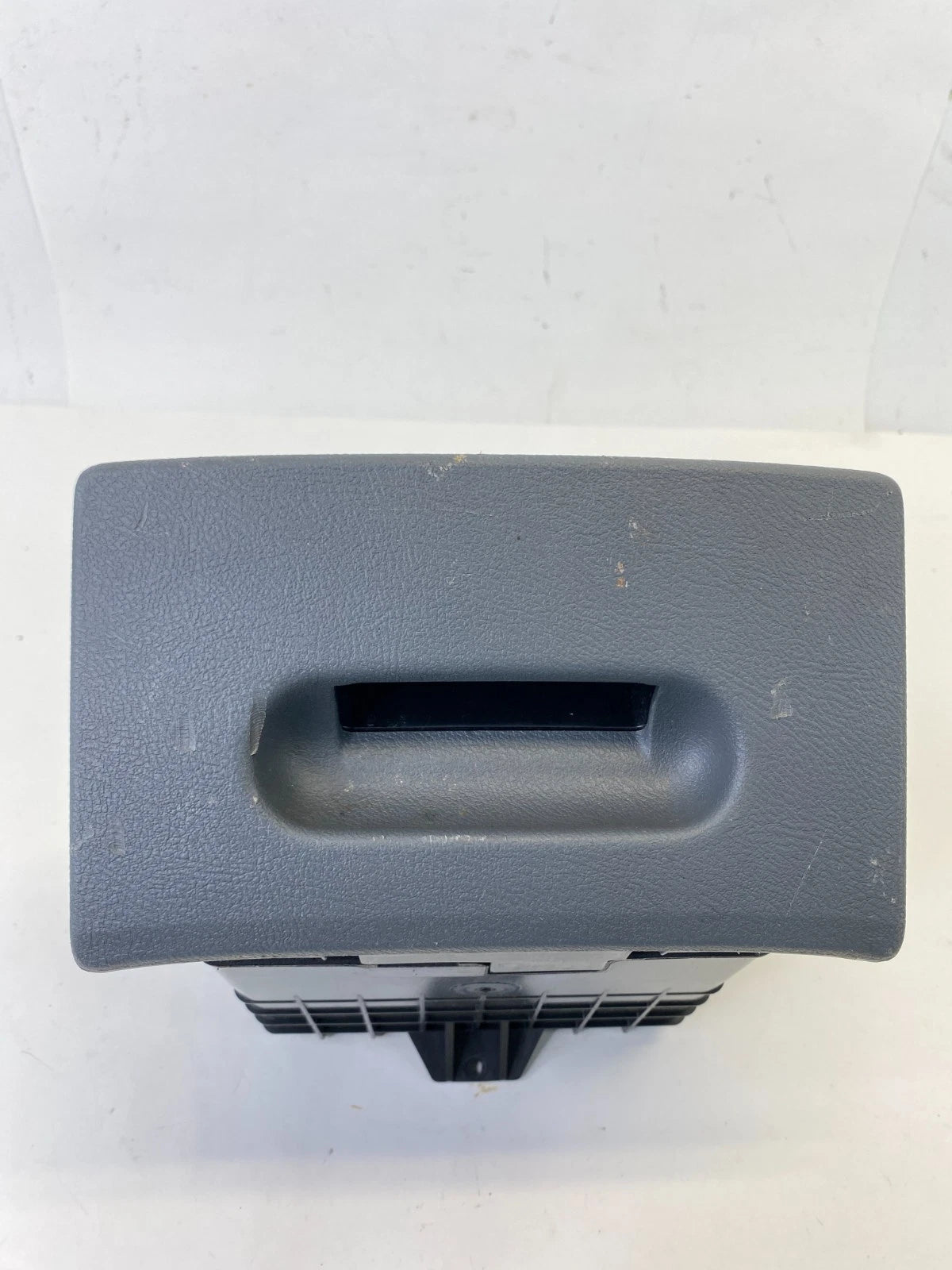 2005-2007 HONDA ODYSSEY CENTER DASH RETRACTABLE DUAL DRINK CUP HOLDER OEM