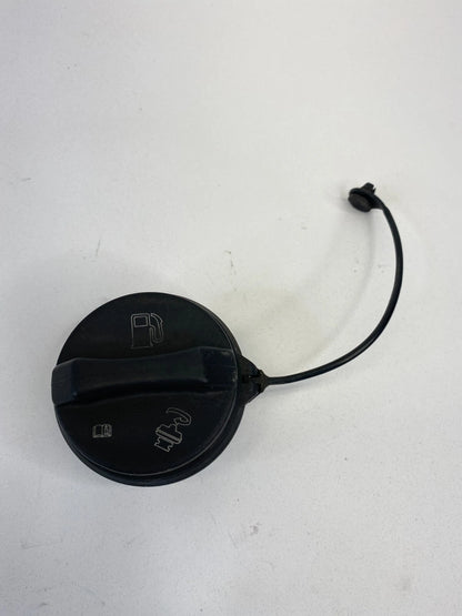 06-09 PONTIAC TORRENT 05-09 EQUINOX FUEL FILLER DOOR TANK CAP GAS LID COVER OEM