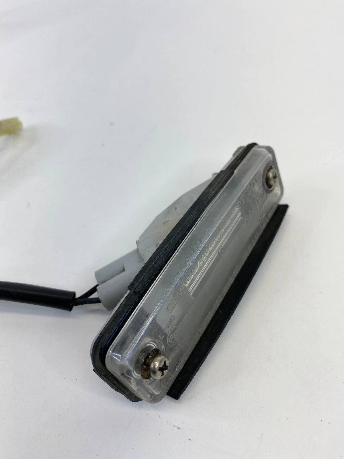 2003-2007 SUBARU FORESTER REAR TRUNK LICENSE PLATE LIGHT LAMP PAIR SET OEM