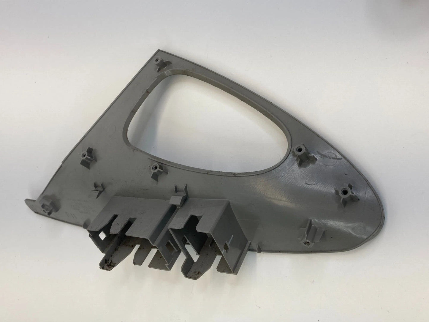 2010 2011 TOYOTA CAMRY FRONT RIGHT SIDE DOOR WINDOW SWITCH BEZEL TRIM 74231-0630