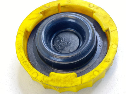 2001-2005 01-05 CHRYSLER PT CRUISER BRAKE FLUID MASTER CYLINDER CAP 100513-34211