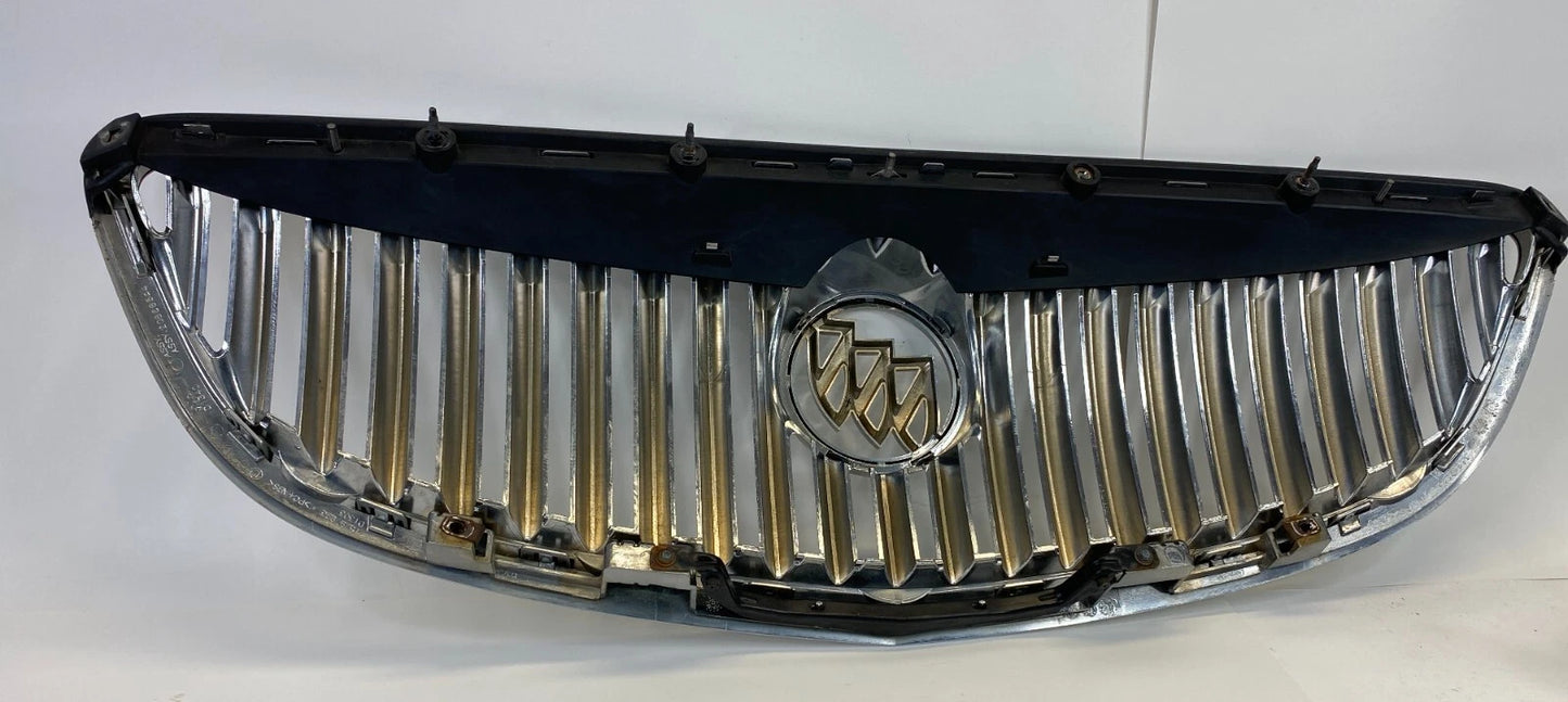2008-2012 BUICK ENCLAVE FRONT BUMPER CENTER GRILL GRILLE ASSEMBLY 15297923 OEM