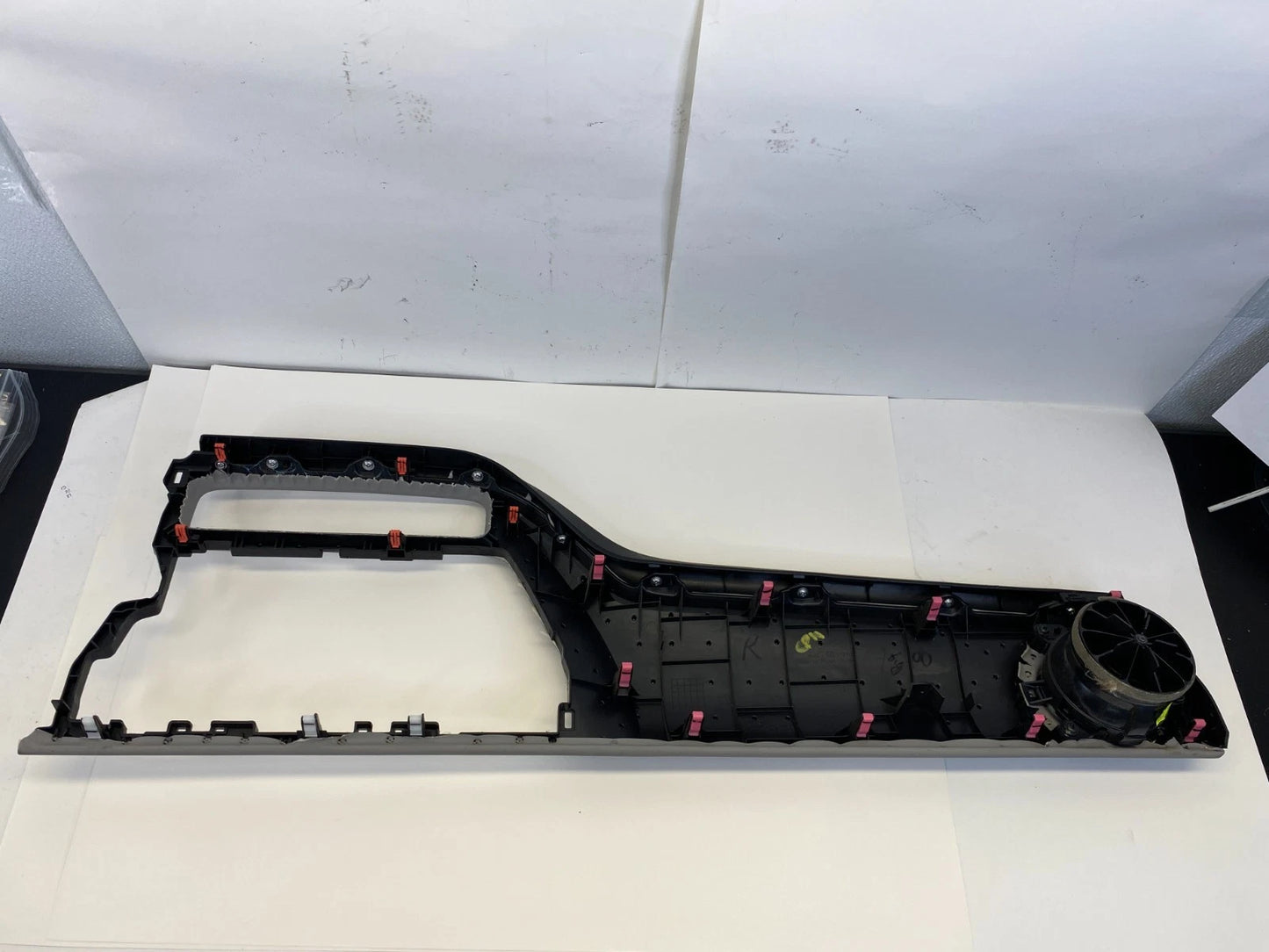 2017-2019 TOYOTA COROLLA CENTER DASH RADIO BEZEL TRIM COVER W/ VENT 55403-02500