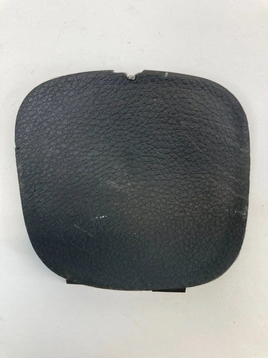 07-12 VERSA HTCBK INNER TRUNK AREA LEFT TAILLIGHT MASK ACCESS LID 84957-EL00A