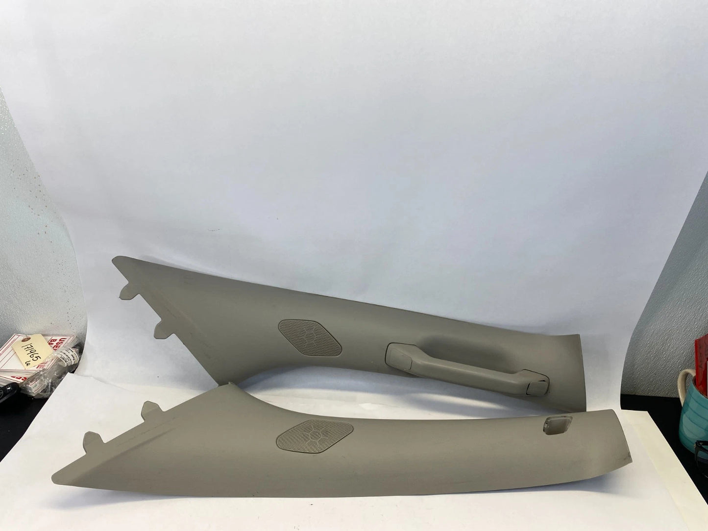 2009-2013 CHEVROLET TRAVERSE A PILLAR TRIM PANEL COVER PAIR GREY OEM 25870848