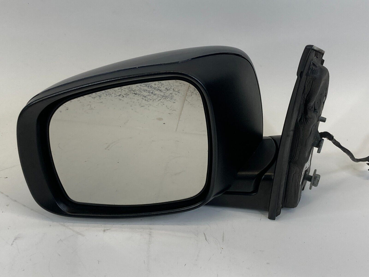 2009-2014 Volkswagen Routan Driver Side View Power Door Mirror 1AB731BVAB OEM