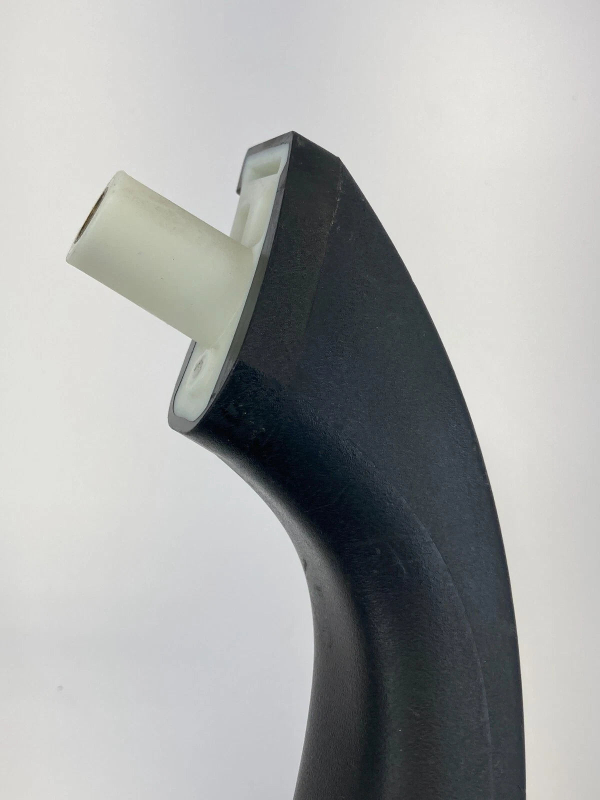 2010-2012 GMC ACADIA REAR LEFT SIDE INTERIOR DOOR PULL HANDLE TRIM PANEL OEM