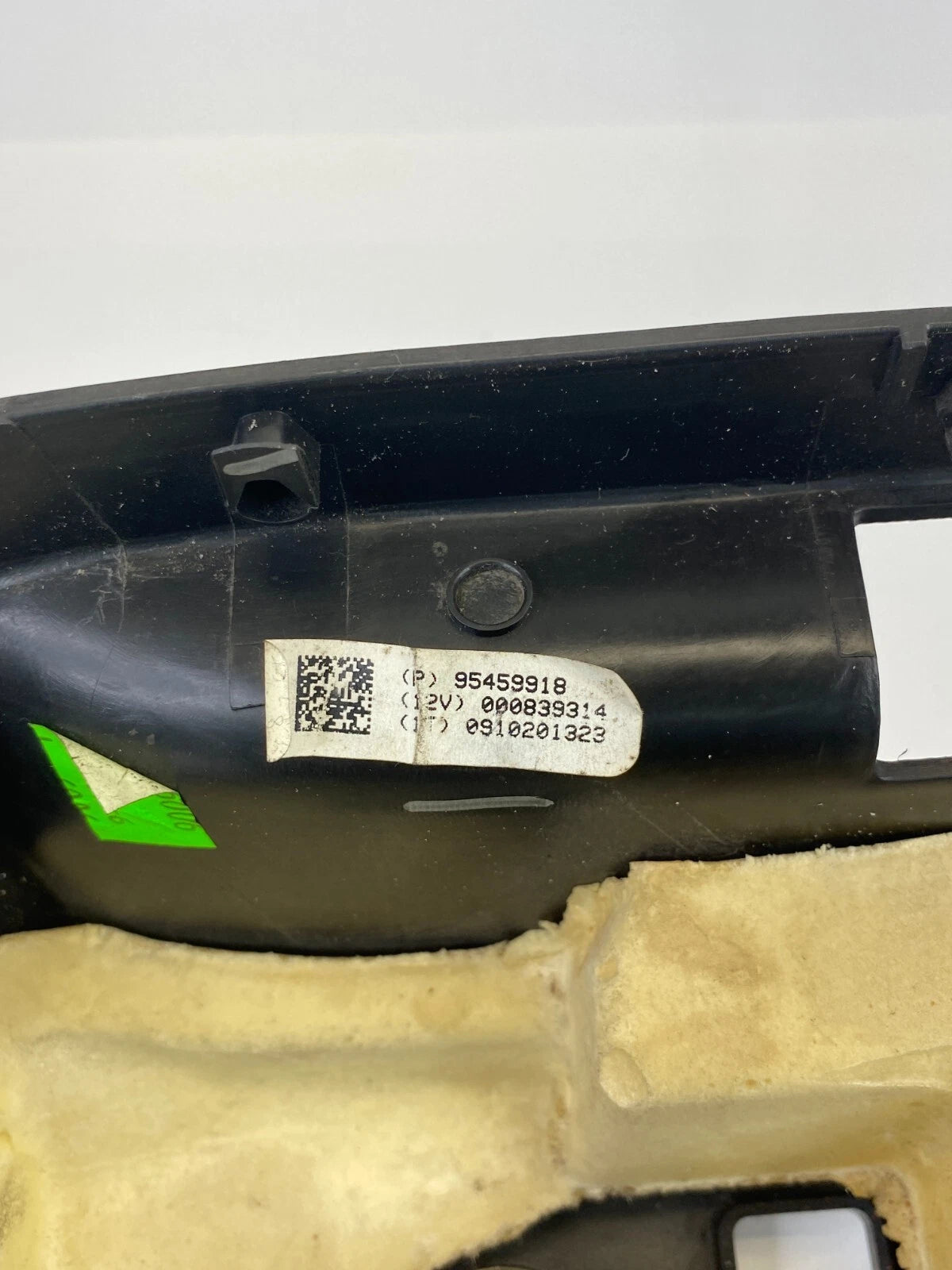 2011-2016 CHEVROLET CRUZE STEERING COLUMN LOWER COVER TRIM PANEL 95459918 OEM