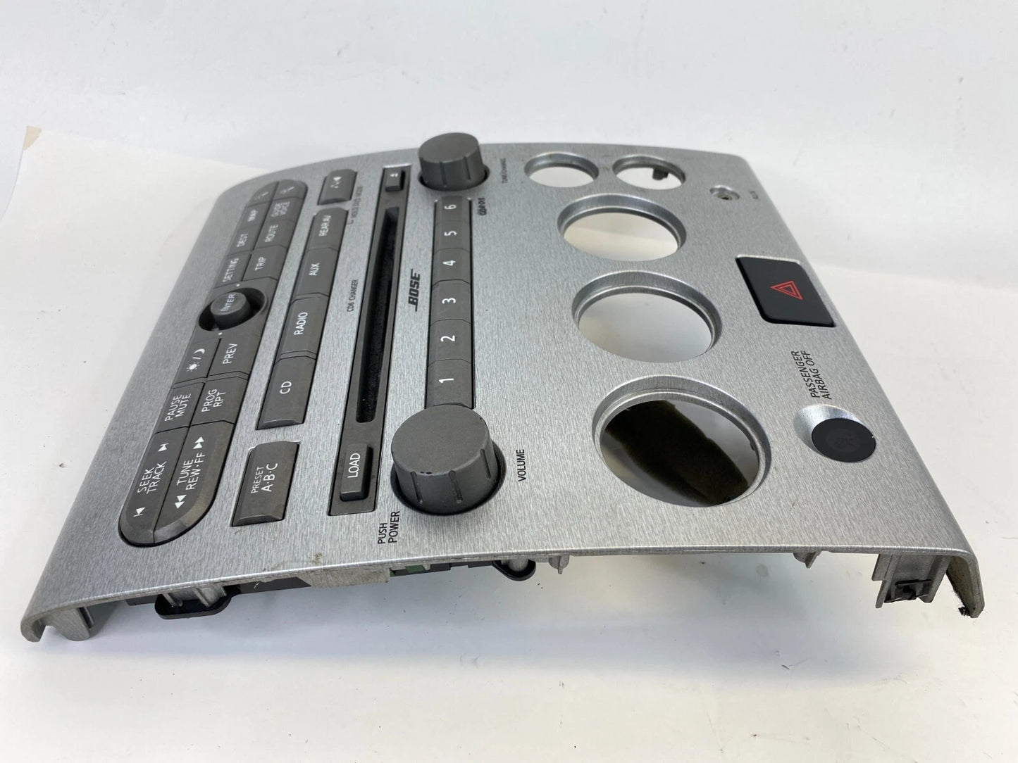 05 06 NISSAN ARMADA CD RADIO PLAYER RECEIVER CLIMATE HEATER CONTROL BEZEL PANEL