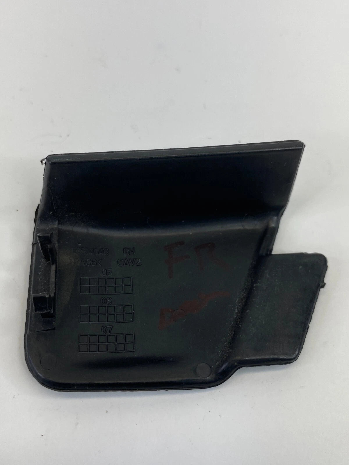 2002-2007 SATURN VUE DASH RIGHT PASSENGER COVER TRIM BEZEL 15814146 OEM