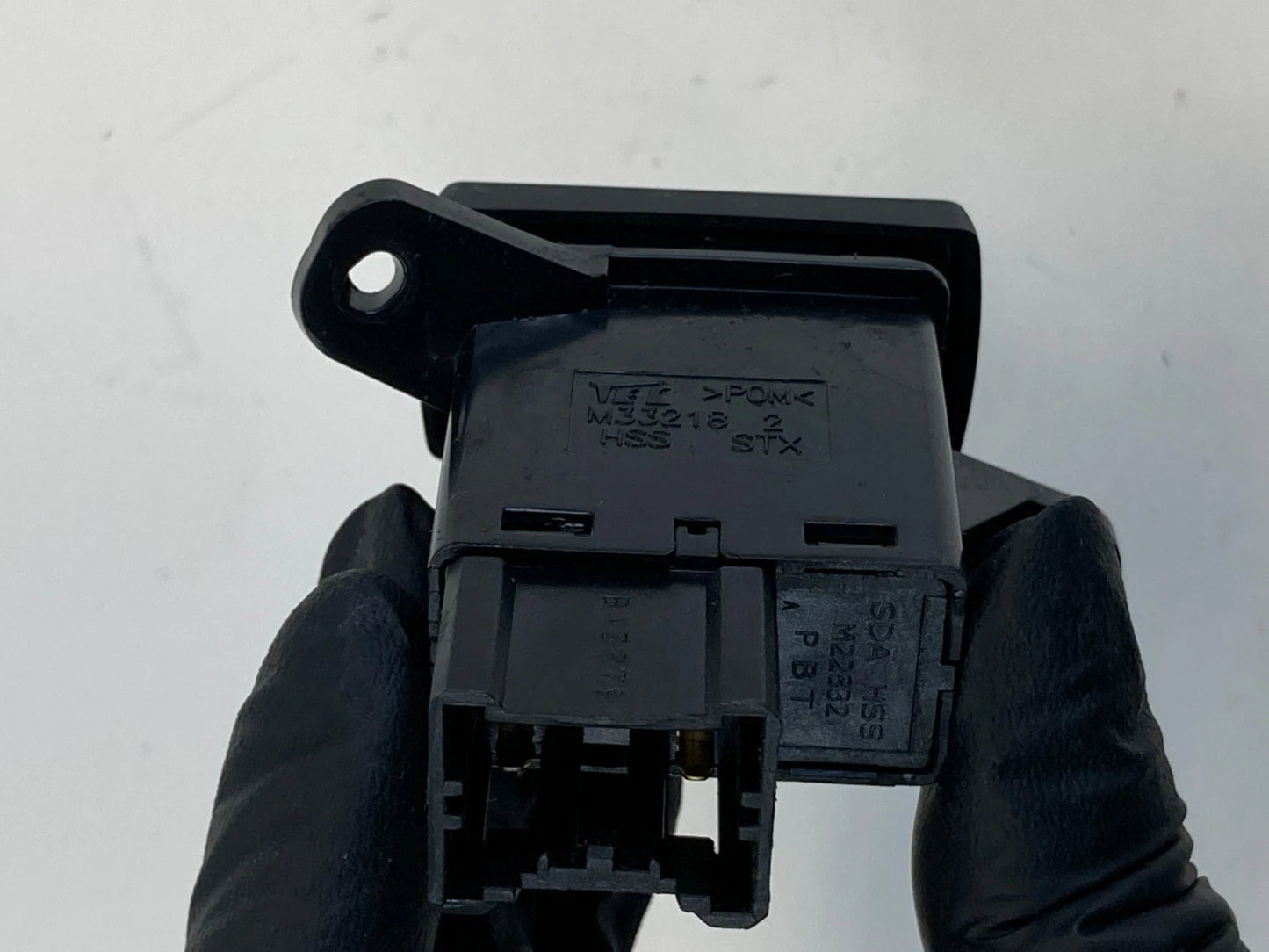 07-13 ACURA MDX LEFT DRIVER SIDE HEATED SEAT SWITCH CENTER CONSOLE M33138 2 OEM