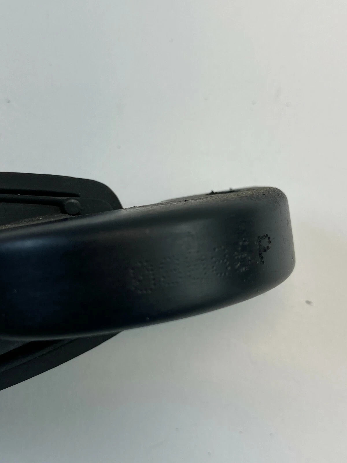 2007-2012 DODGE CALIBER FRONT LEFT DRIVER SIDE EXTERIOR DOOR HANDLE ASSEMBLY OEM