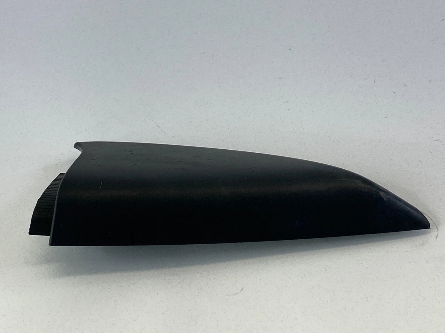 2004-2011 VOLVO S40 REAR LEFT DRIVER SIDE DOOR INTERIOR CORNER TRIM COVER OEM