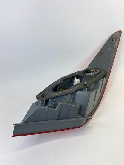 2012-2014 Hyundai Accent GLS Rear Right Passenger Side Tail Light Lamp Taillight