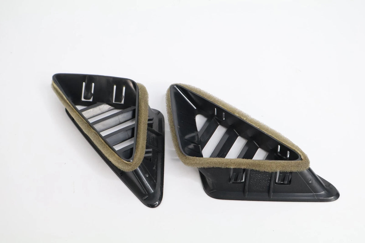 2010-2017 CHEVROLET EQUINOX DASH LEFT & RIGHT UPPER DASH AIR VENT DEFROST SET