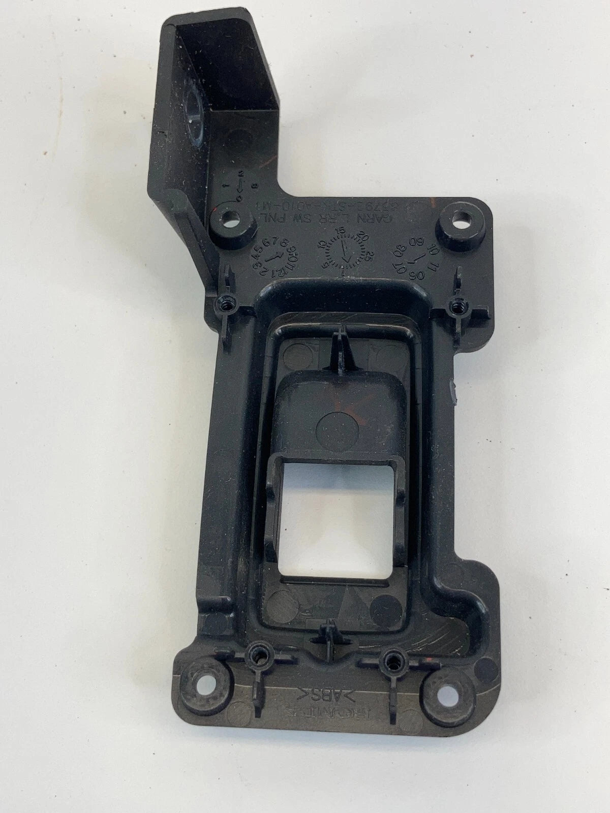07-12 ACURA RDX REAR LEFT DOOR WINDOW SWITCH PANEL COVER TRIM 83792-STK-A010-M1