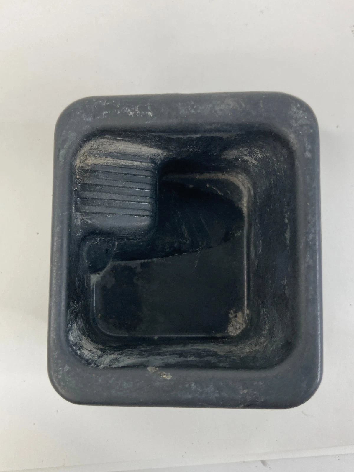 2000-2002 CHEVROLET CAMARO FRONT CENTER CONSOLE ASHTRAY STORAGE OEM