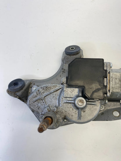 2004-2010 TOYOTA SIENNA REAR WINDSHIELD WIPER MOTOR & BRACKET 85130-AE010 OEM