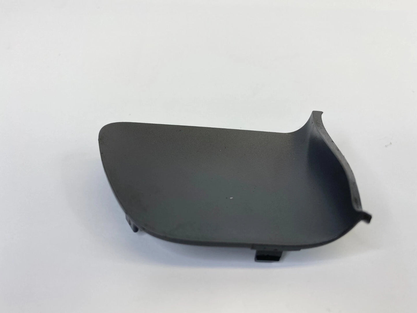 02-06 TOYOTA CAMRY REAR RIGHT INTERIOR DOOR PLUG SCREW COVER TRIM 69283-AA020