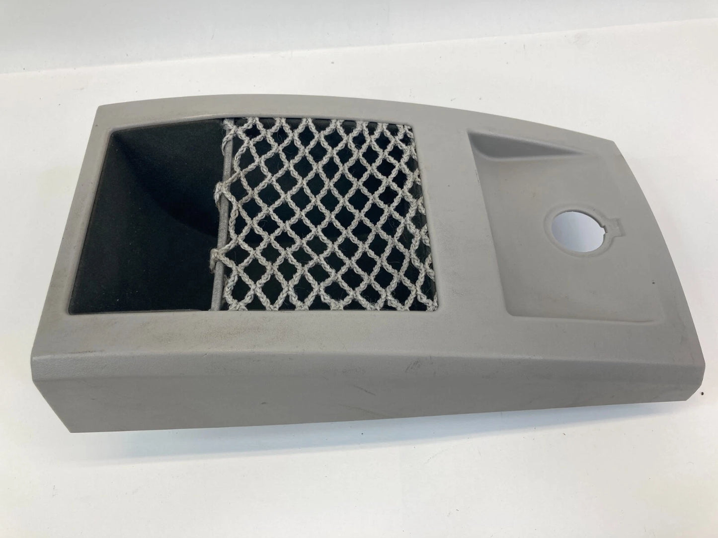 2004-2009 CADILLAC SRX BASE REAR CENTER CONSOLE COVER PANEL BEZEL C3GT-13084 OEM