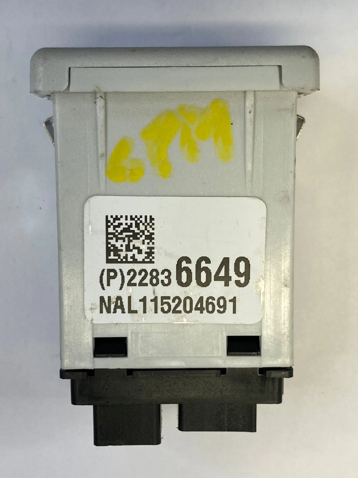 2012-2017 CHEVROLET EQUINOX USB AUX AUDIO PORT MODULE FRONT OEM FACTORY 22836649