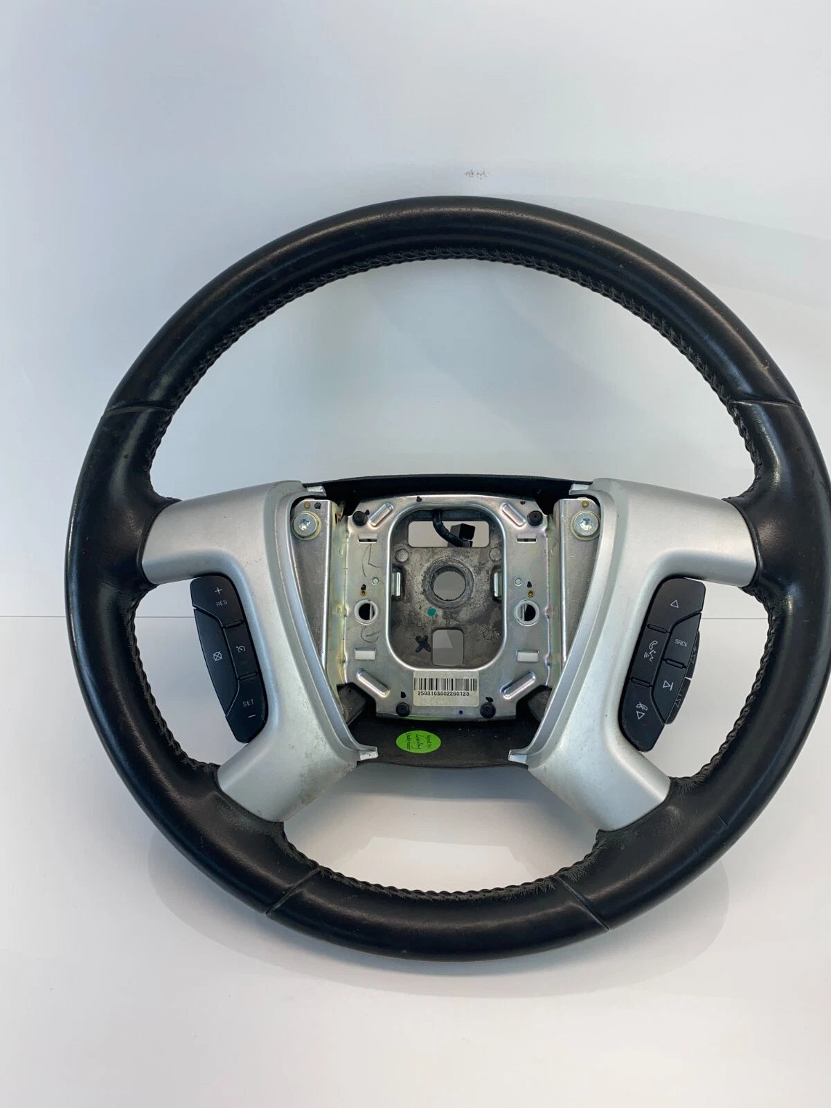 09-12 CHEVROLET TRAVERSE STEERING WHEEL W/ BUTTON RADIO VOLUME & CRUISE CONTROLS