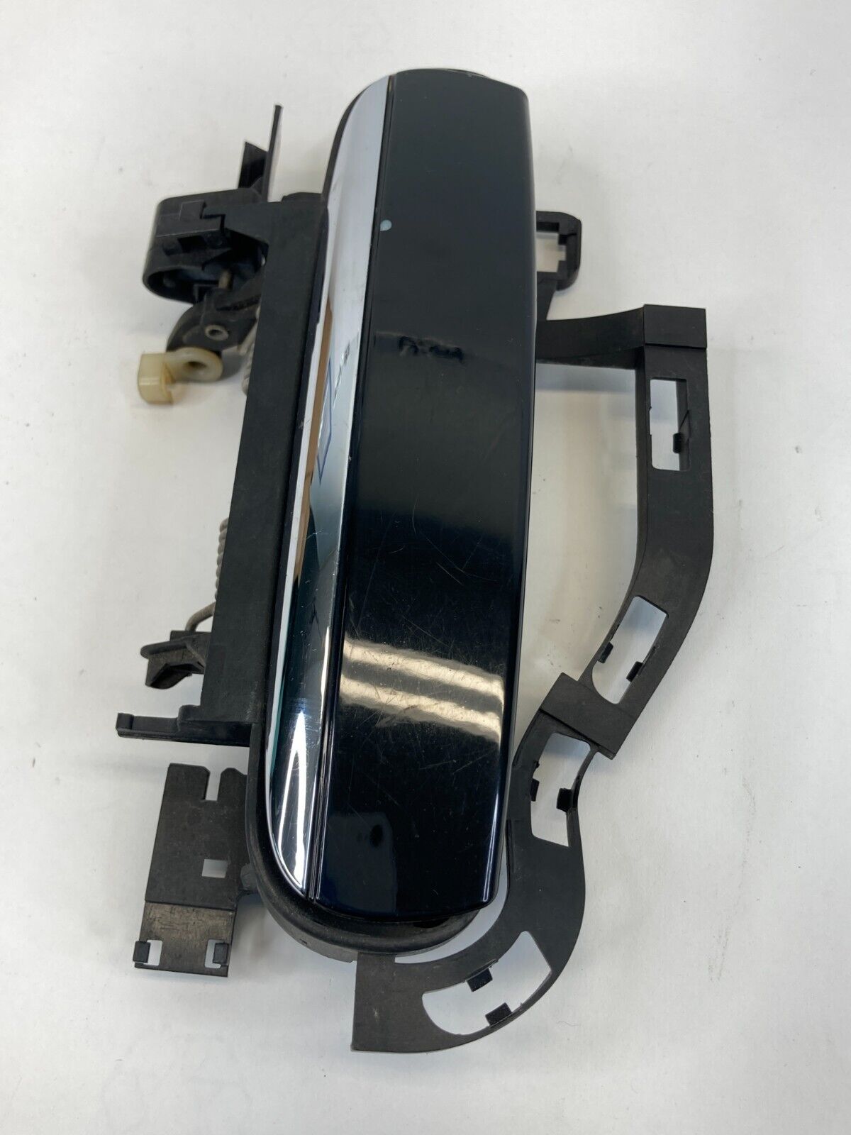 2006-2011 Audi A6 Rear Left Side Exterior Door Handle Assembly 4F0839167 OEM