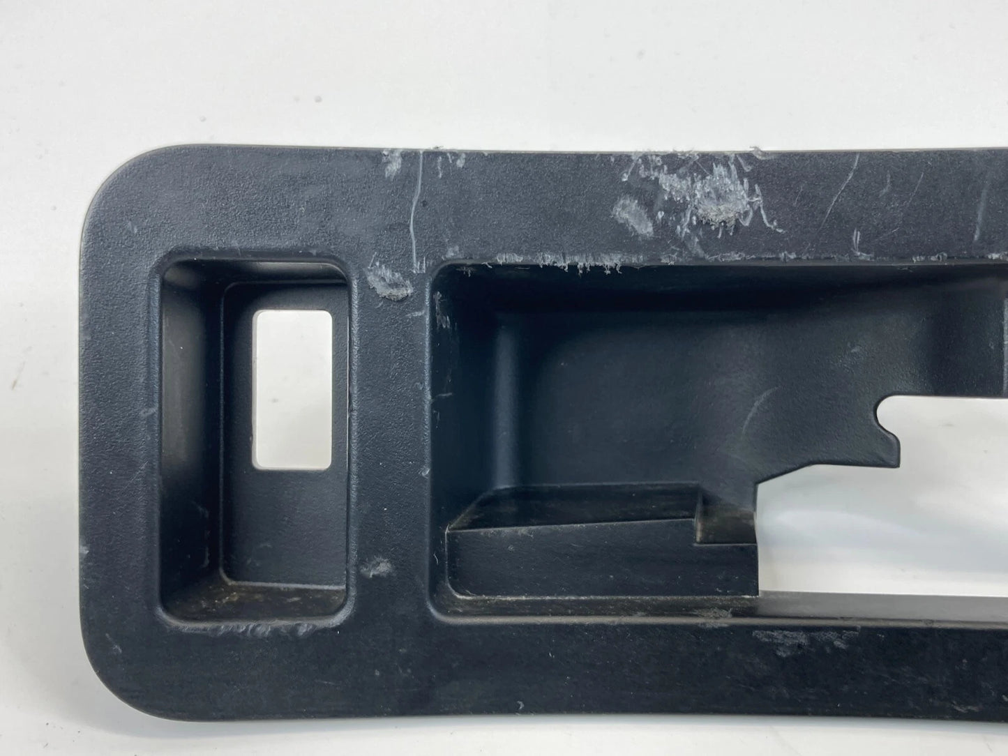 2003-2007 NISSAN MURANO RIGHT PASSENGER SEAT SWITCH HANDLE TRIM COVER OEM