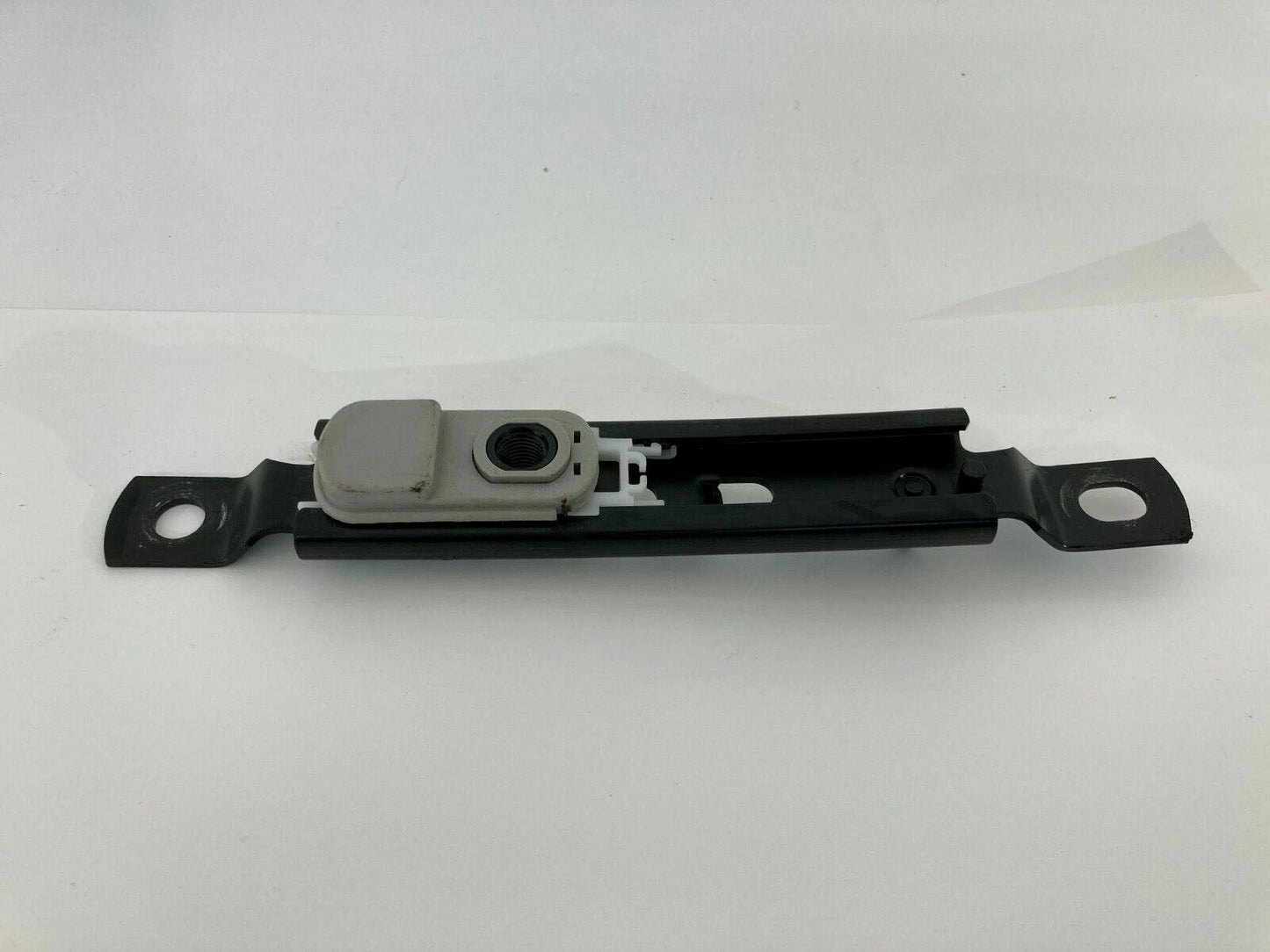 2004 2005 KIA AMANTI FRONT RIGHT PASSENGER SIDE SEAT BELT HEIGHT ADJUSTER OEM