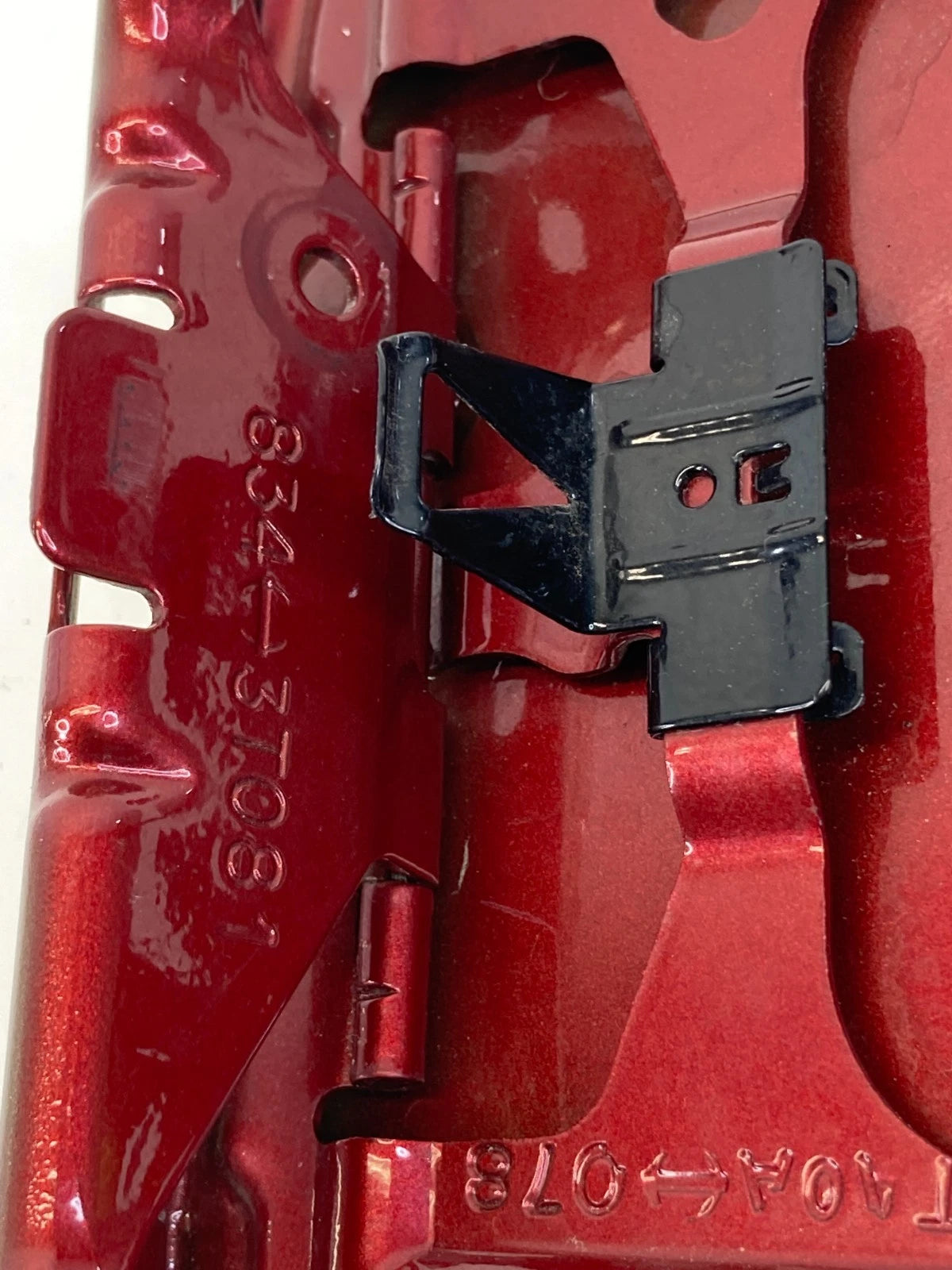 2013-2018 NISSAN ALTIMA SEDAN FUEL FILLER TANK DOOR GAS LID COVER OEM