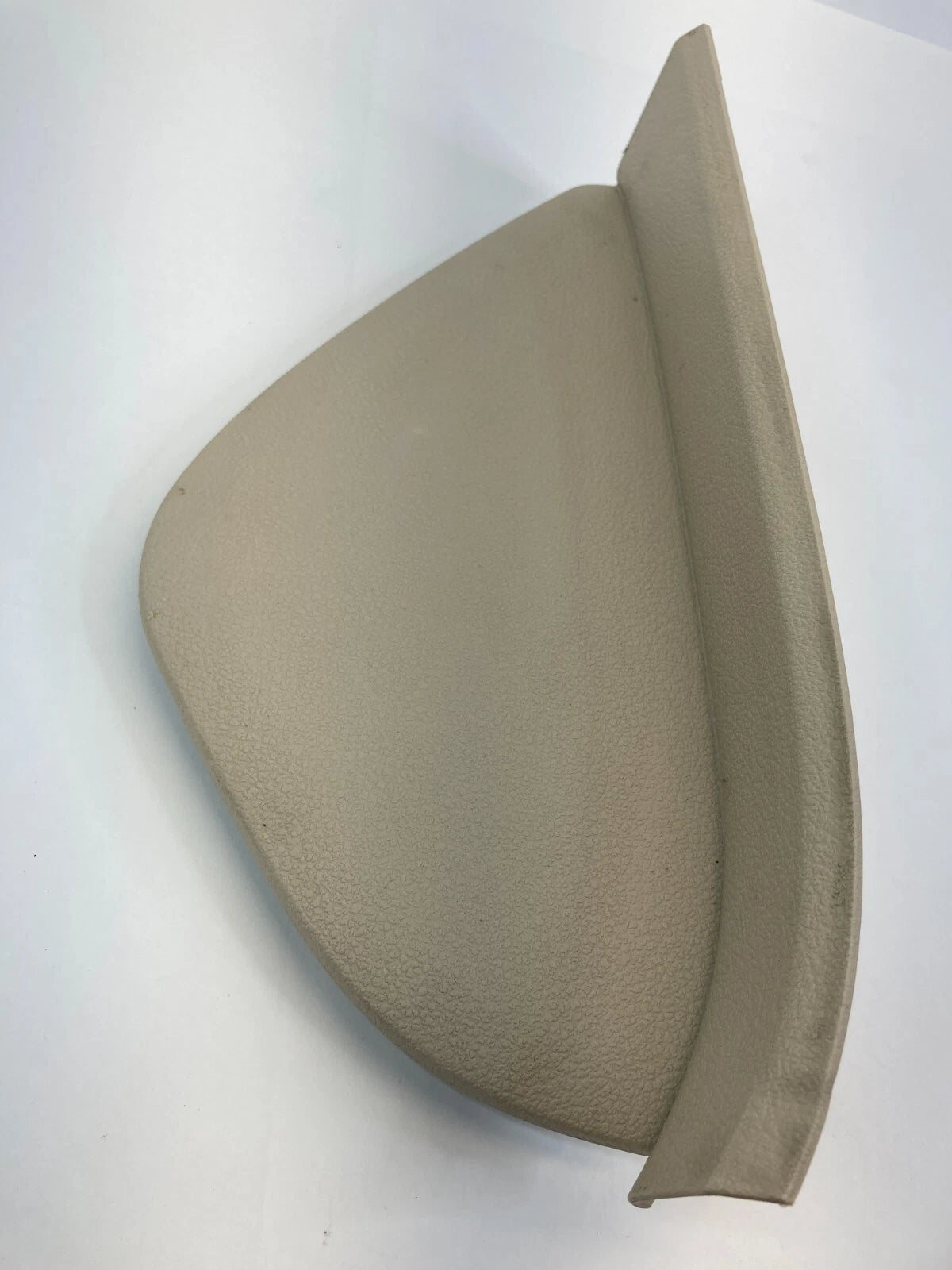 2009-2017 VOLKSWAGEN TIGUAN FRONT LEFT DASH END CAP COVER TRIM 5N0-858-217-B